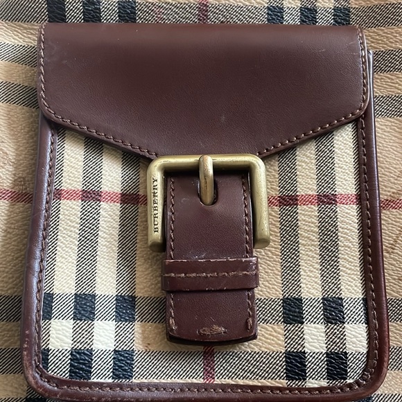 Authentic Burberry Haymarket Double Buckled Outer Pockets Bag - Picture 5 of 13